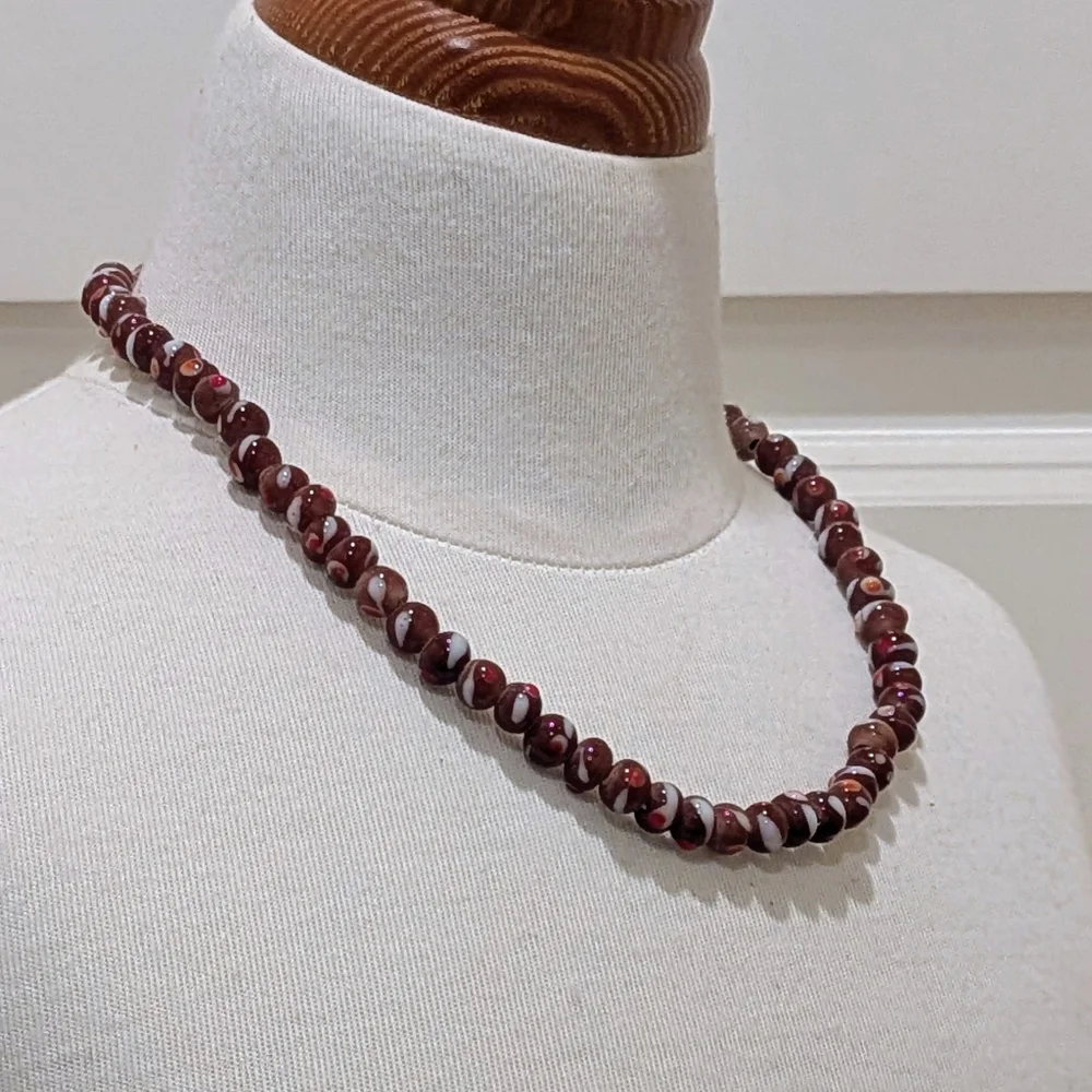 NWOT Beckwoman 18" Medium Hand Blown Brown Glass Beads with Red Dots - Picture 7 of 7